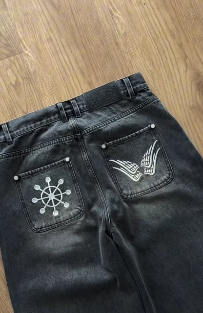 MAHORAGA — Eight-Handled Vessel Jeans